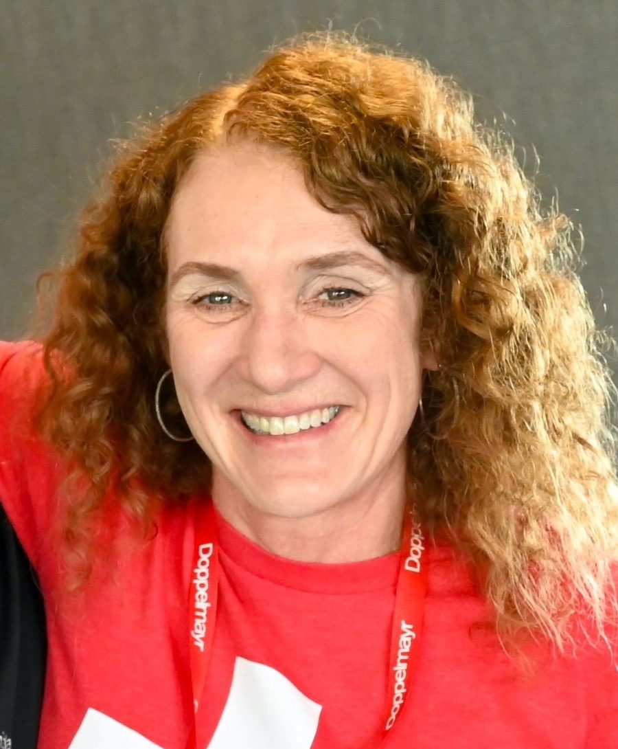 Jeannine Mogan headshot